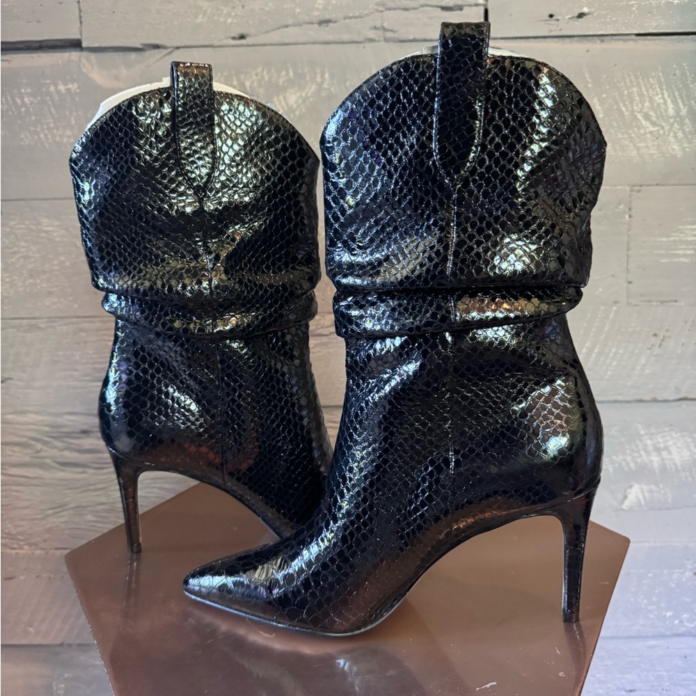 🔥Super sexy black snake mid calf boots🔥 - Picture 4 of 6